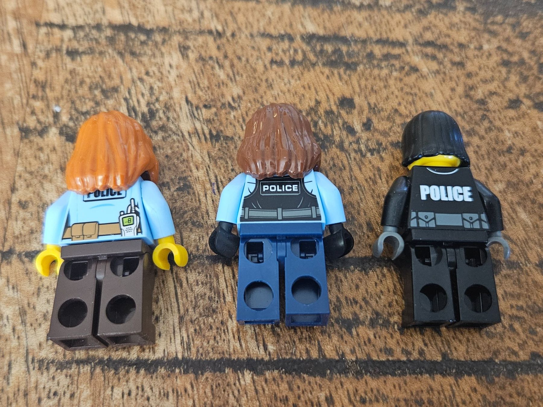 Lego Kit di costruzioni: lego lot de 3 figurines – Usato da Confignon venduto da Ecrofigs 1