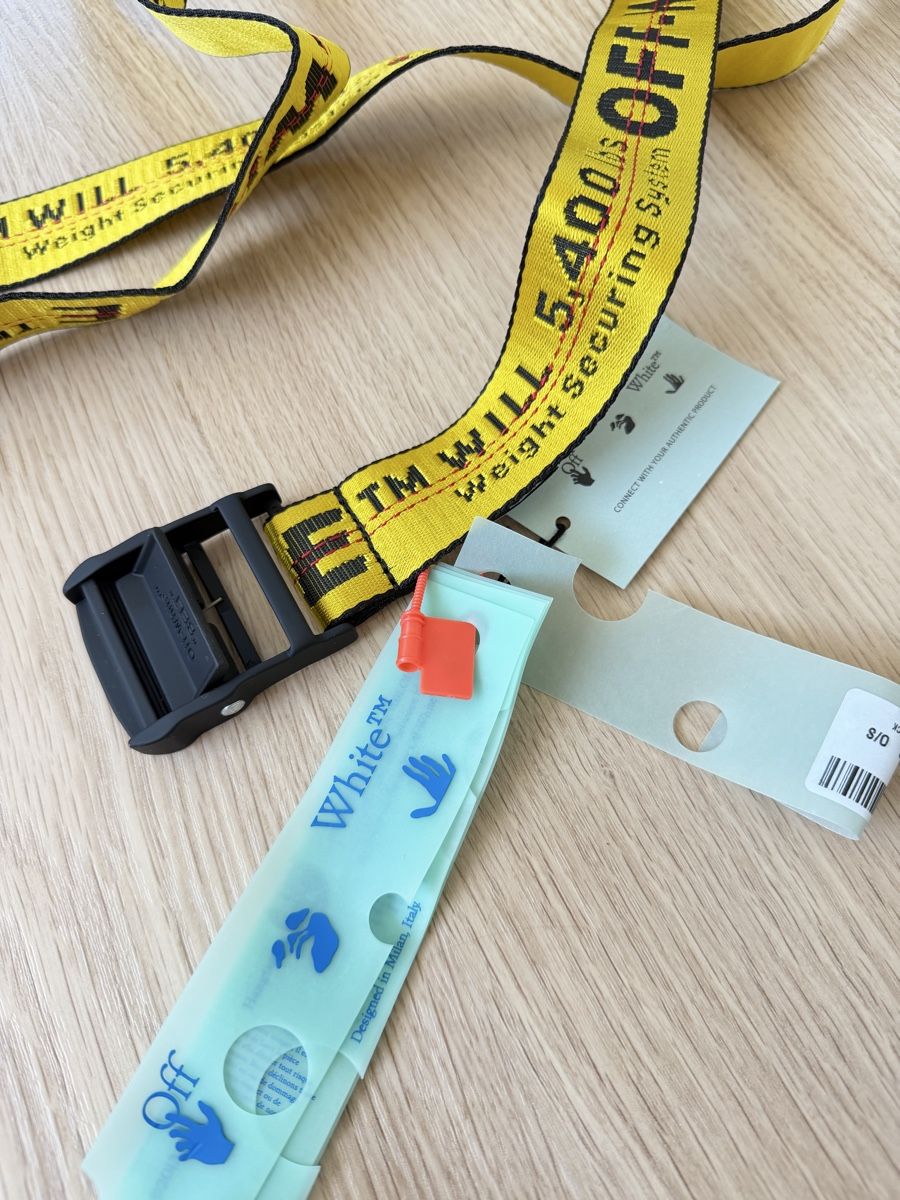 Off-White Cinture: Off-White Gurt Gelb mit Etikett neu – Nuovo e nell'imballaggio originale da Killwangen venduto da was.sharp