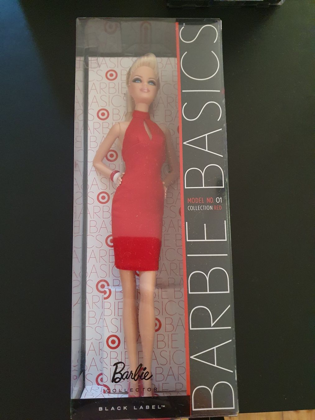 Poupées: Barbie Basic 2009 – D'occasion à Zürich par summersand