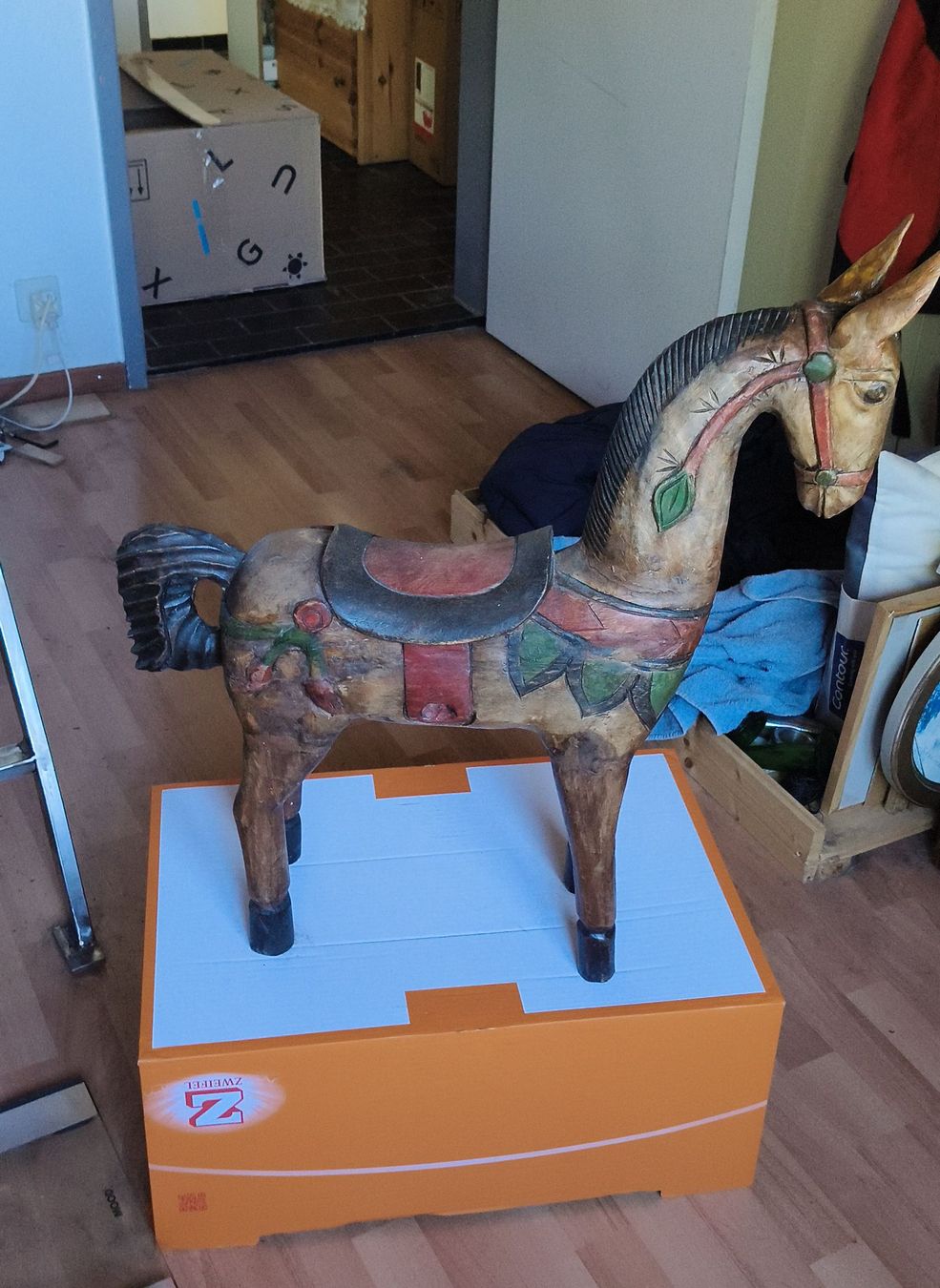 Figuren: Rustikales Holzpferd, Deko-Pferd, Vintage Look, Handarbeit – Gebraucht aus Rüfenacht BE von di.kernen