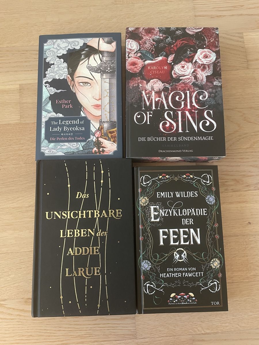 Libri: 4 Fantasy Bücher – Usato da Däniken SO venduto da Emily_19
