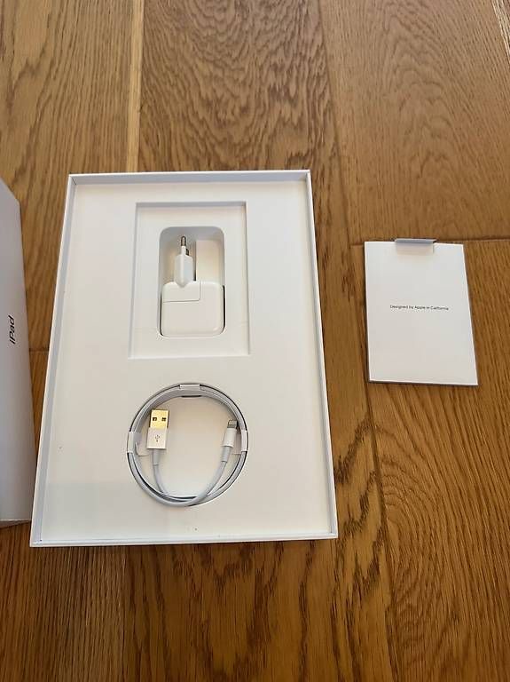 Apple Tablettes PC: Ipad Air 2. Gen 2014 Gold – D'occasion à Henggart par Adi_jr7t 3