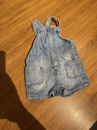 Salopette en jean H&M pour bébé, été 6 mois 68cm