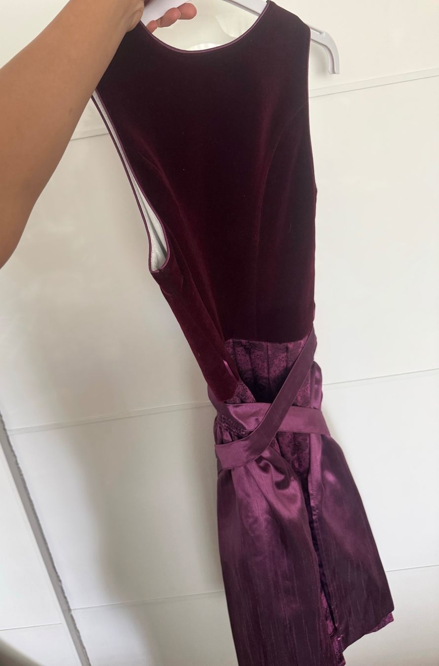 Krüger Vestiti: Dirndl aus Samt – Usato da Horgen venduto da Bo_lm72 1