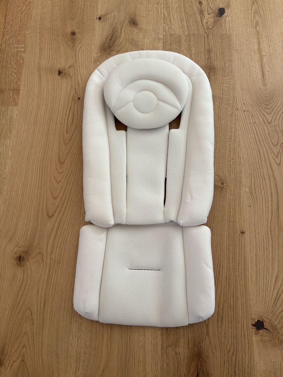 Cybex Kinderwagen: Cybex Newborn Nest – Gebraucht aus Sutz von charis1411