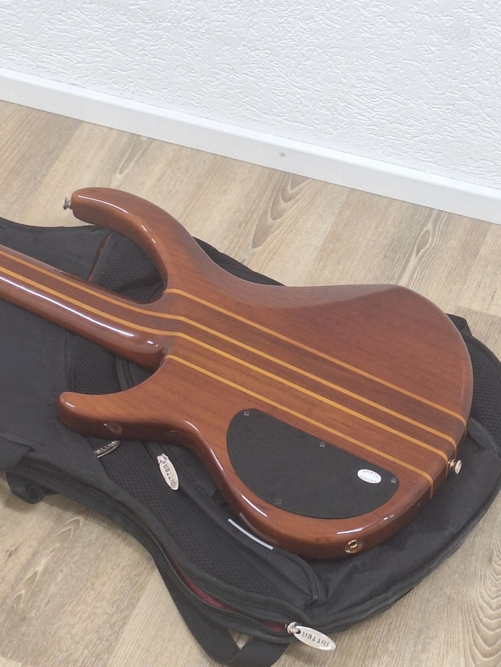 Vintage Strumenti musicali: Vintage 5-Saiter E-Bass – Usato da Grüt (Gossau ZH) venduto da wisdomio7 5