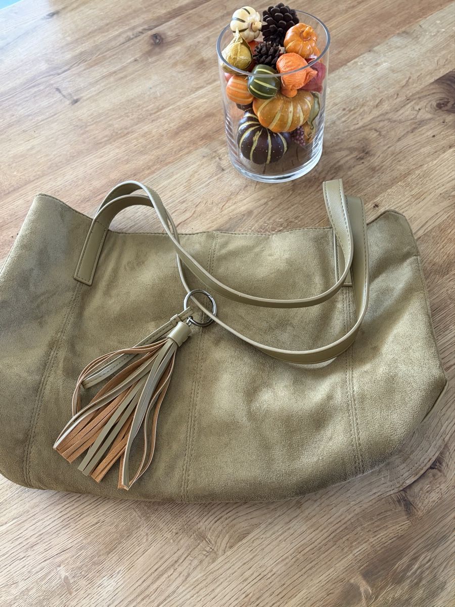 Sacs femmes: Modische Tasche – Neuf (Voir description) à Bonstetten par Moma10