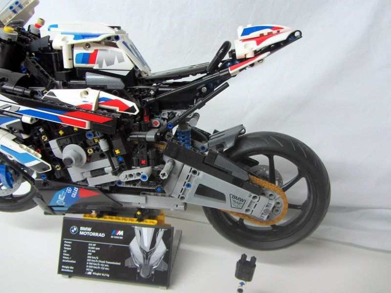 Lego Jeux de construction: LEGO  Technic 42130  " BMW M 1000 RR " – Neuf (Voir description) à Kreuzlingen par heinrich7h 4