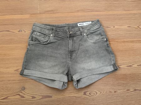 Jeans Shorts Bershka Gr.42