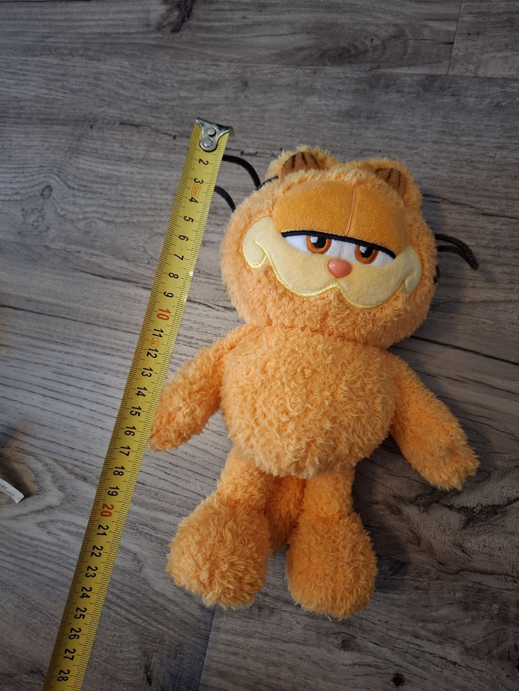Disney Giocattoli: Plüschtier Garfield ca. 25 cm – Nuovo (secondo la descrizione) da Winterthur venduto da Ausmisten2026