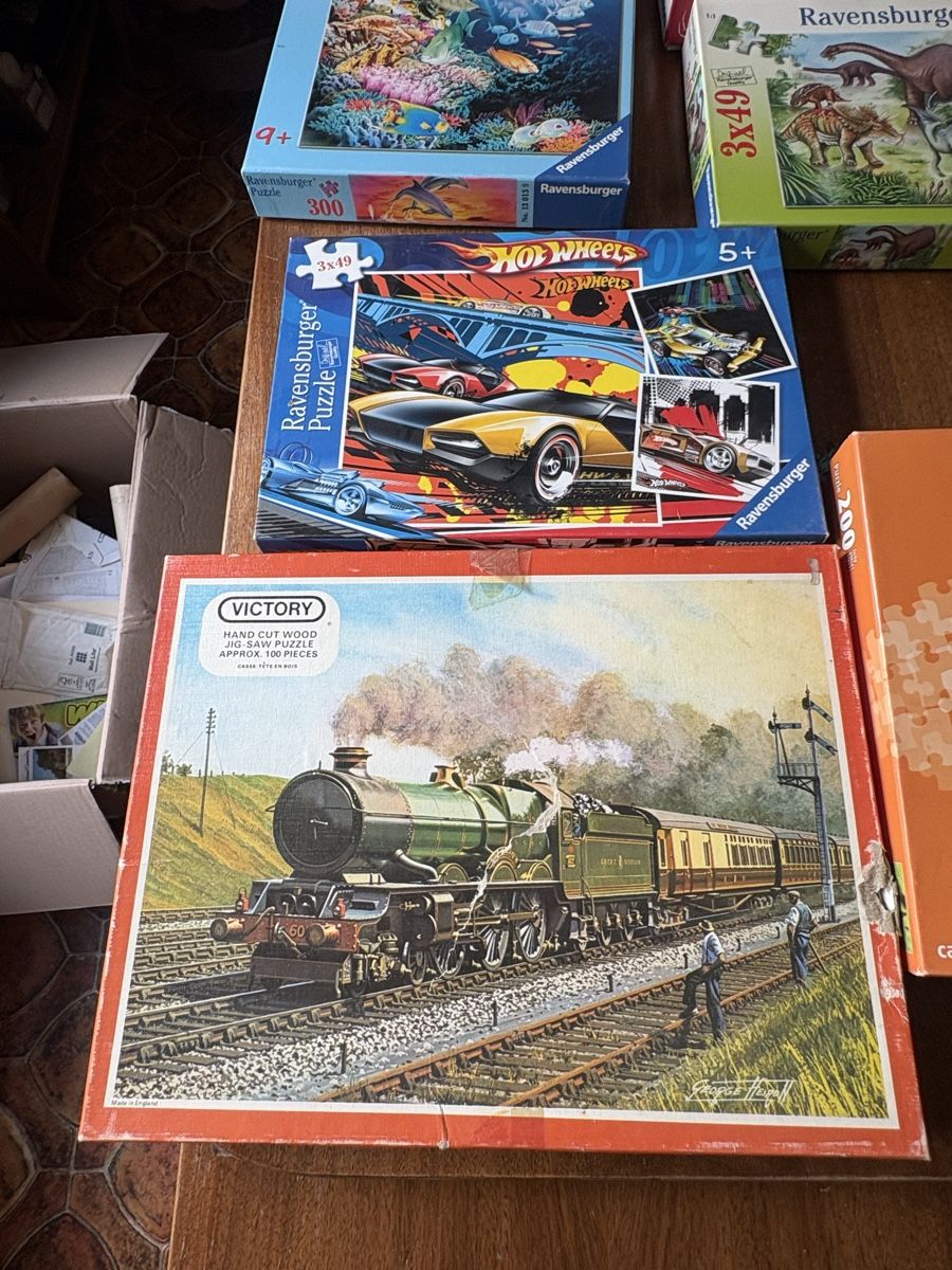 Ravensburger Puzzles: Diverse Puzzle  – D'occasion à Obermumpf par davetattoo 1