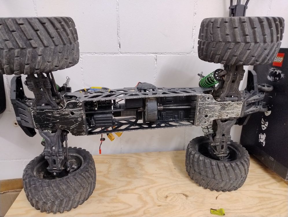 RC Kits de montage: RC Monster Truck CEN RACING "Reeper" 1:7 – D'occasion à Schlieren par Thomy32 1