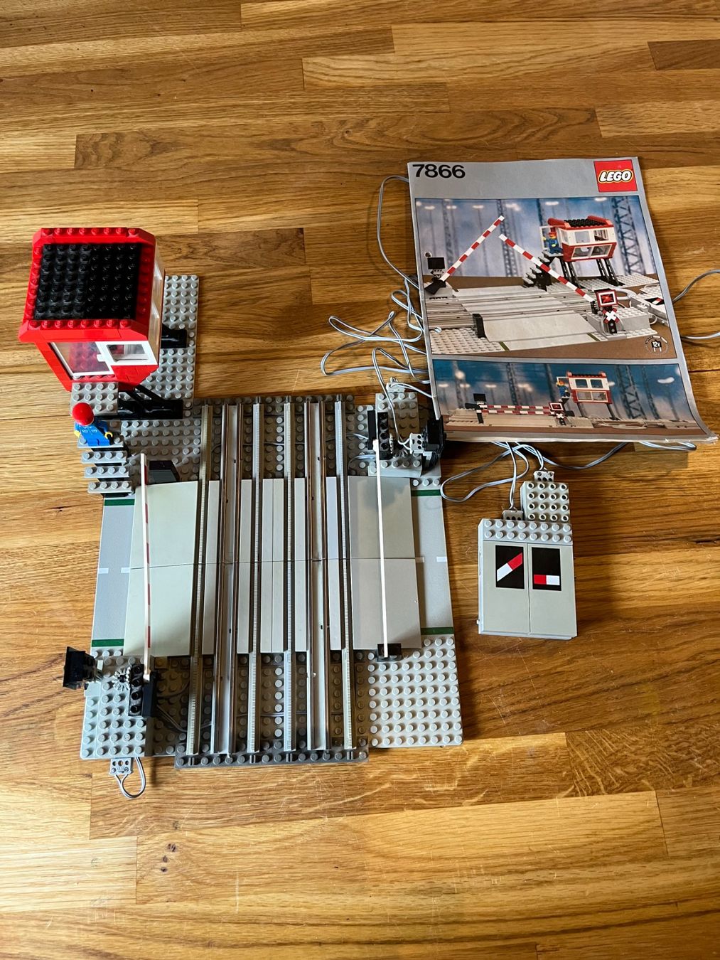 Lego Giocattoli: Lego Bahnübergang 12V Set 7866 – Usato da Rickenbach b. Wil venduto da bravo20v