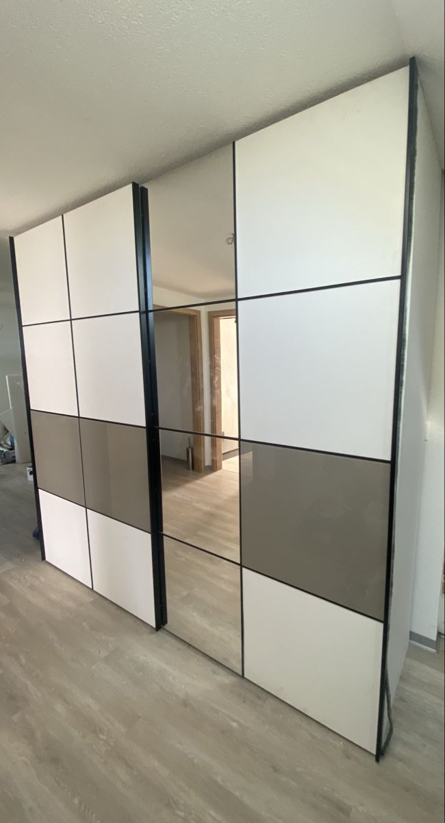 Letti: Chambre lit armoire bureau – Usato da Chézard-St-Martin venduto da monster2525