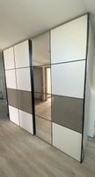 Chambre lit armoire bureau