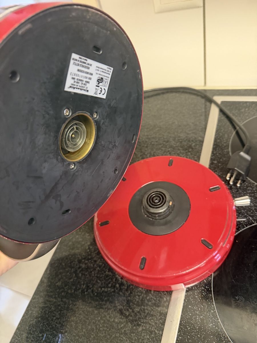 Kitchenaid Wasserkocher: KitchenAid Wasserkocher Rot  – Gebraucht aus Baden von noli.r 2