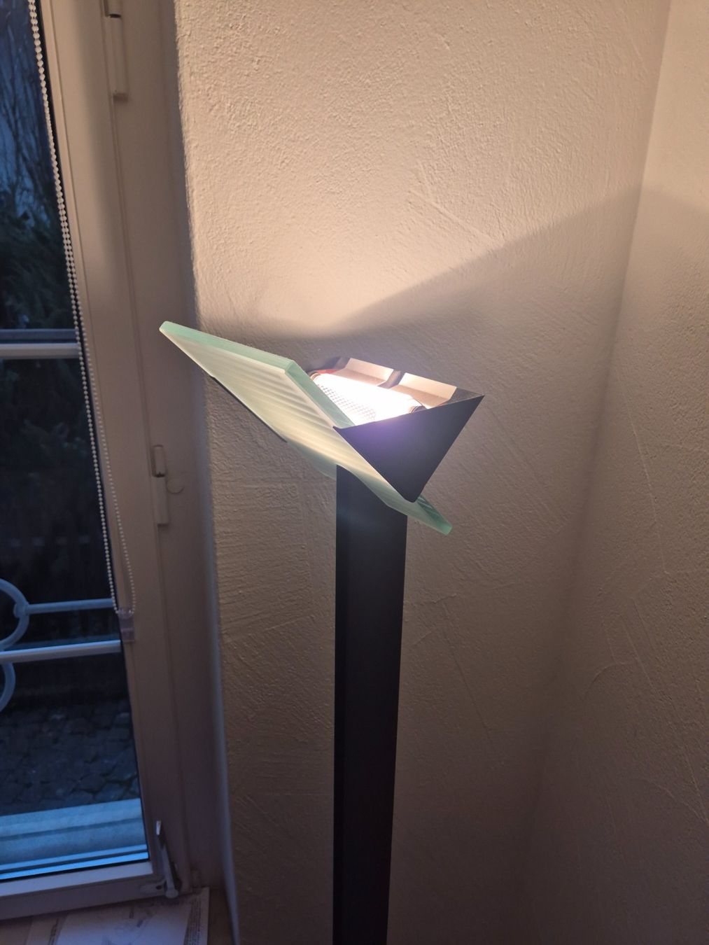 Lampade: Memphis -era RELCO floor lamp – Usato da Zürich venduto da MoPoMo 6