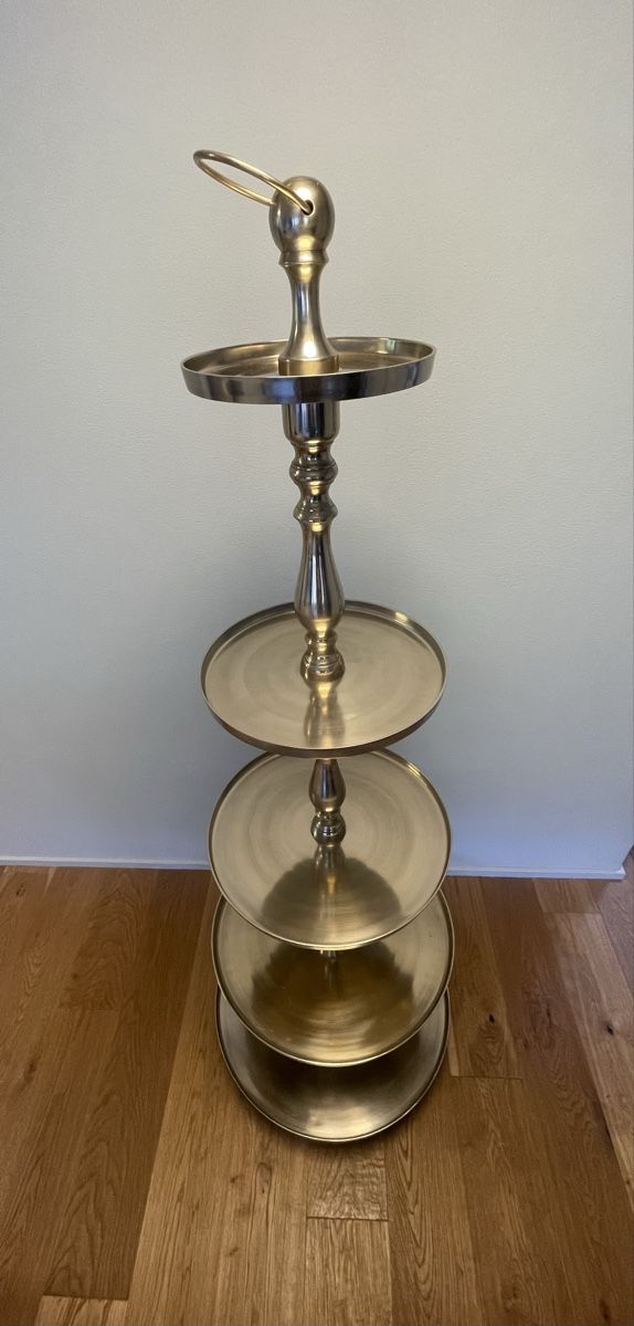 Altro per la casa: Etagere / Präsentationsständer 180cm  – Usato da Luzern venduto da Cyrill81 2