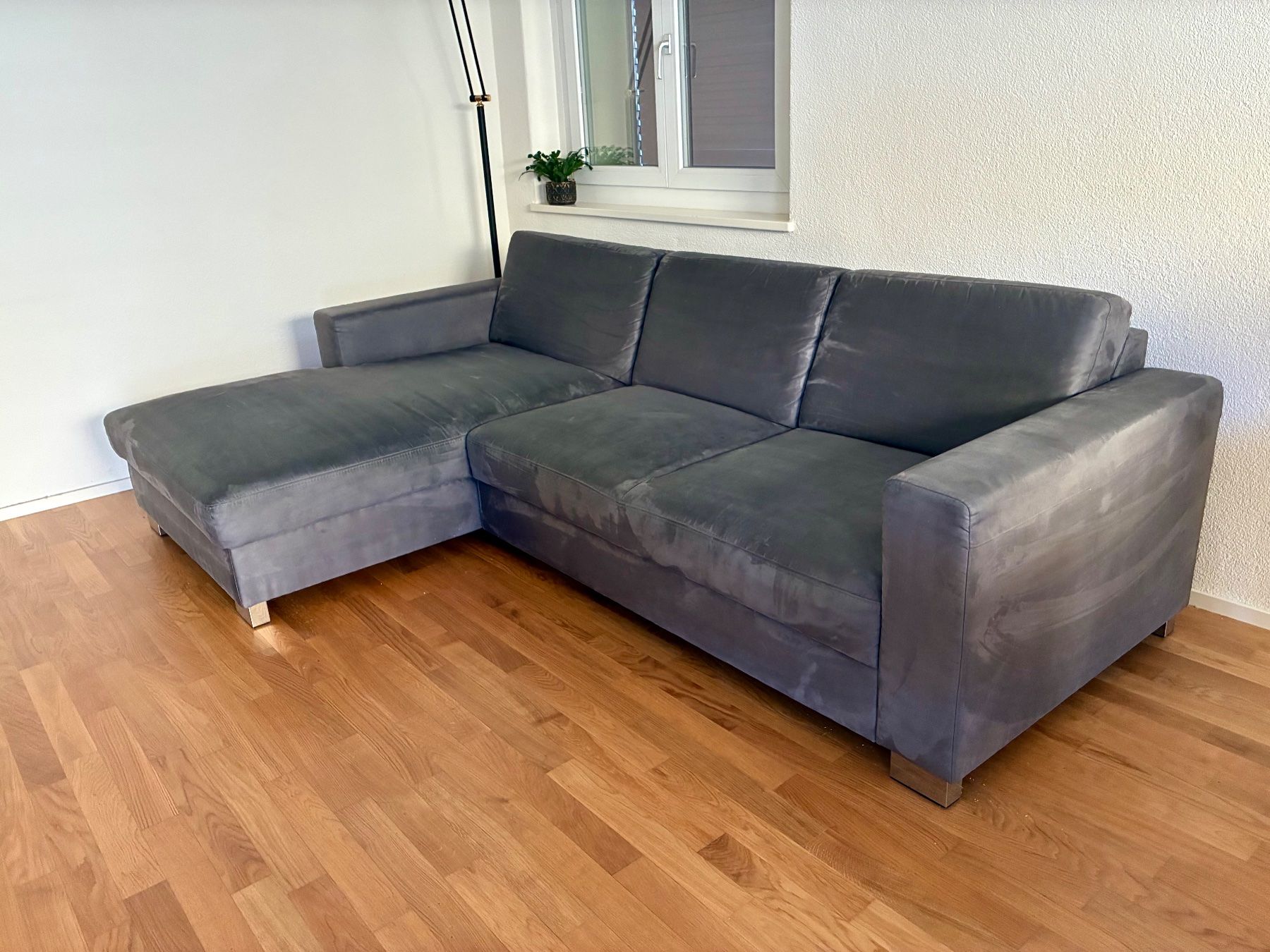 Sofas: Sofa Samtoptik Braun/Grau – D'occasion à Zürich par rob_9ly9 2