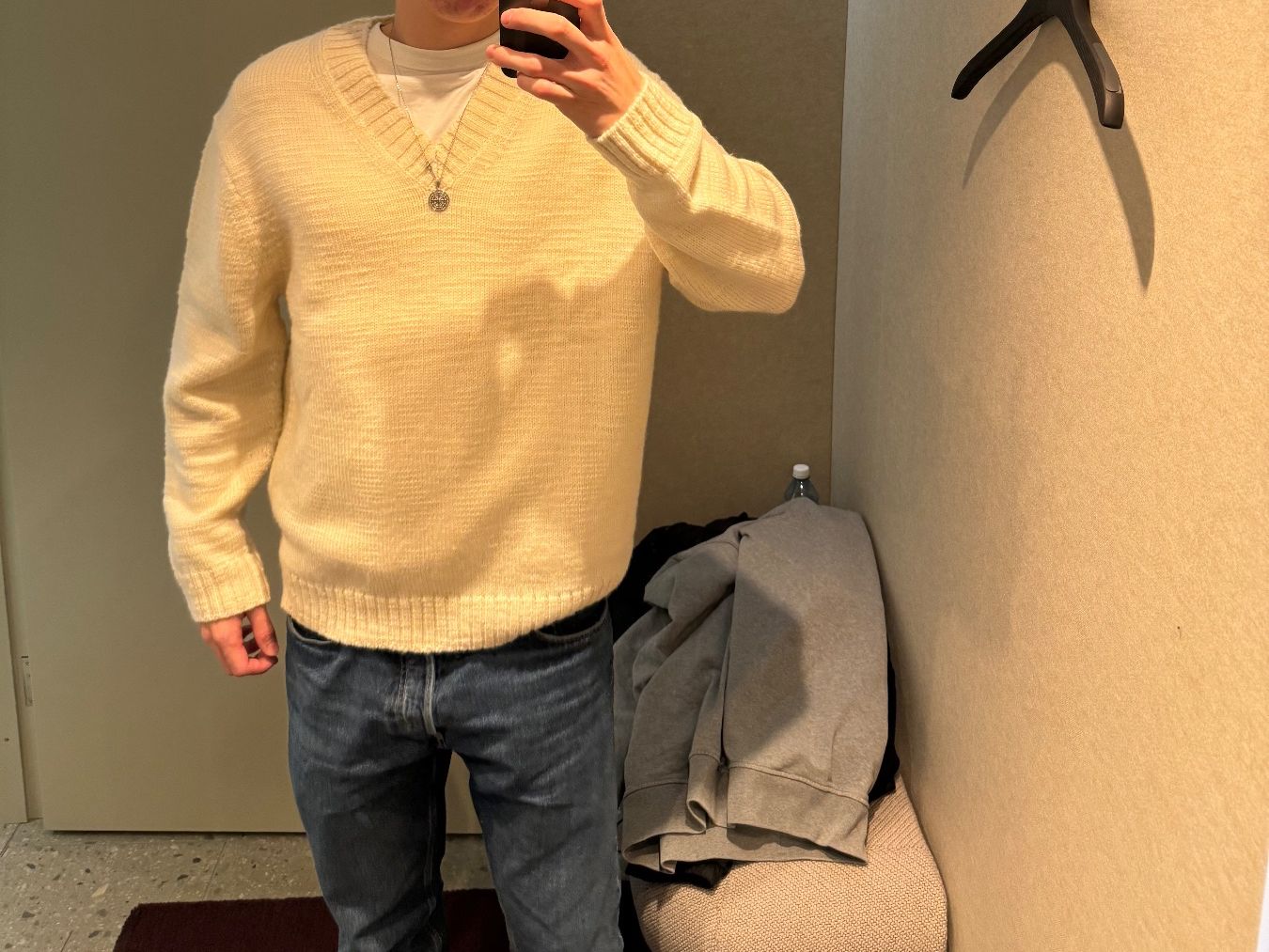 Cos Pullover & Sweatshirts: COS Sweater weiss – Gebraucht aus Grüningen von Jimmy20 3