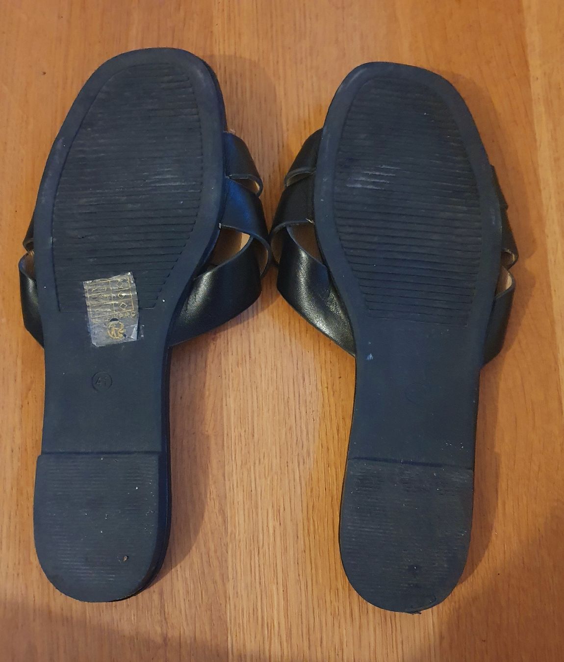 Scarpe da donna: Sandalen Damen schwarz Grösse 41 – Usato da Zürich venduto da Philotimo 1