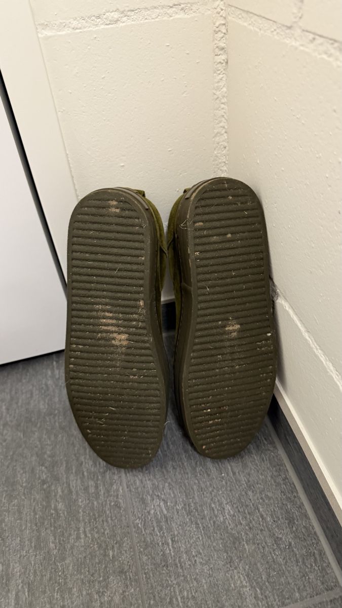 Scarpe da donna: Pair Green Suede Loafers – Usato da Zug venduto da SpringCleaning99 3