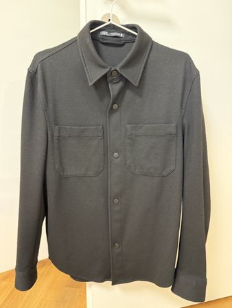 Schwarzes Hemd von Zara, Grösse S, neuwertig, Herbst