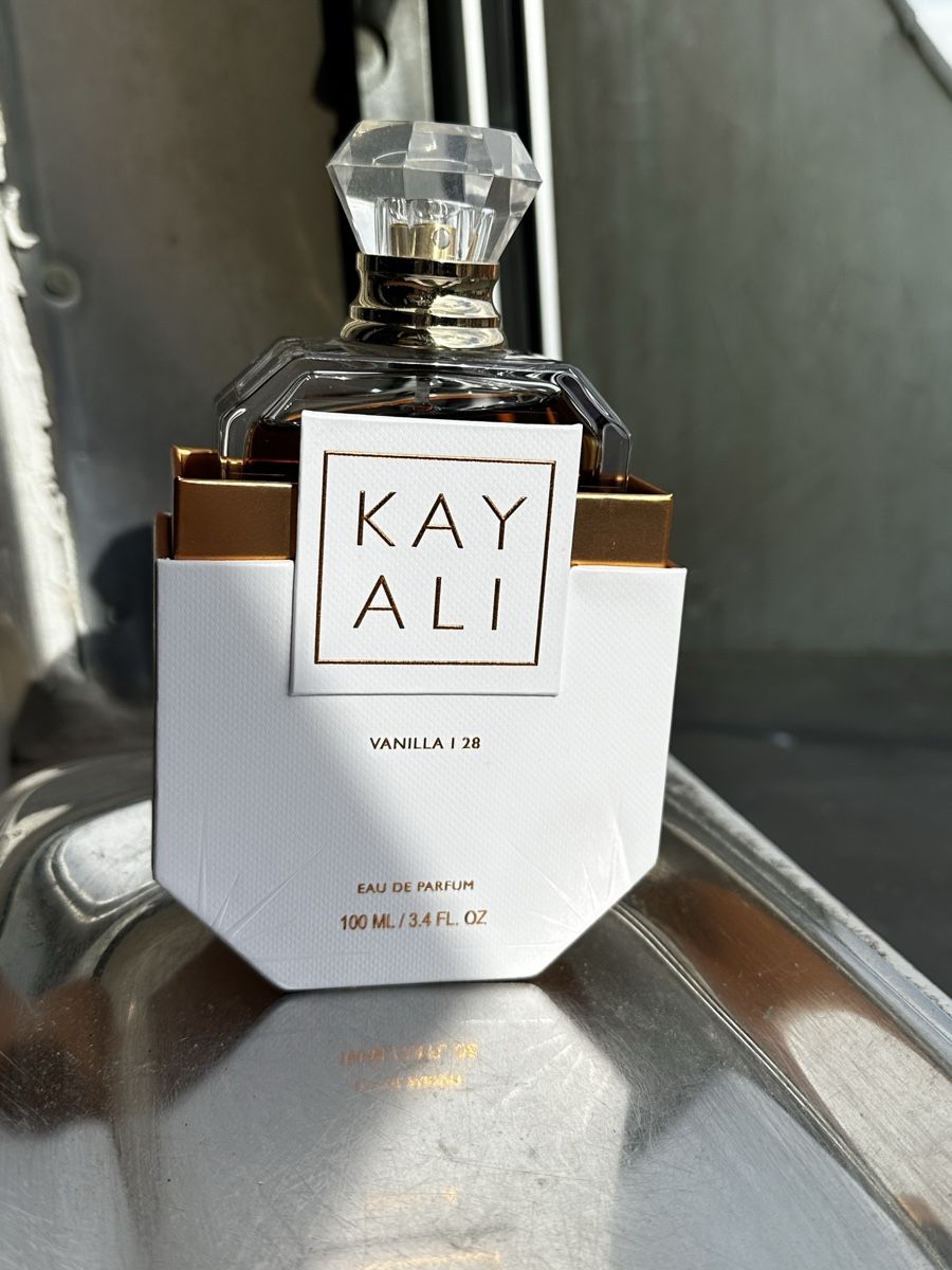 Kayali Profumi & Eau de Toilette: Kayali Vanilla 28 100ml – Nuovo (secondo la descrizione) da La Chaux-de-Fonds venduto da Zehzouille 4