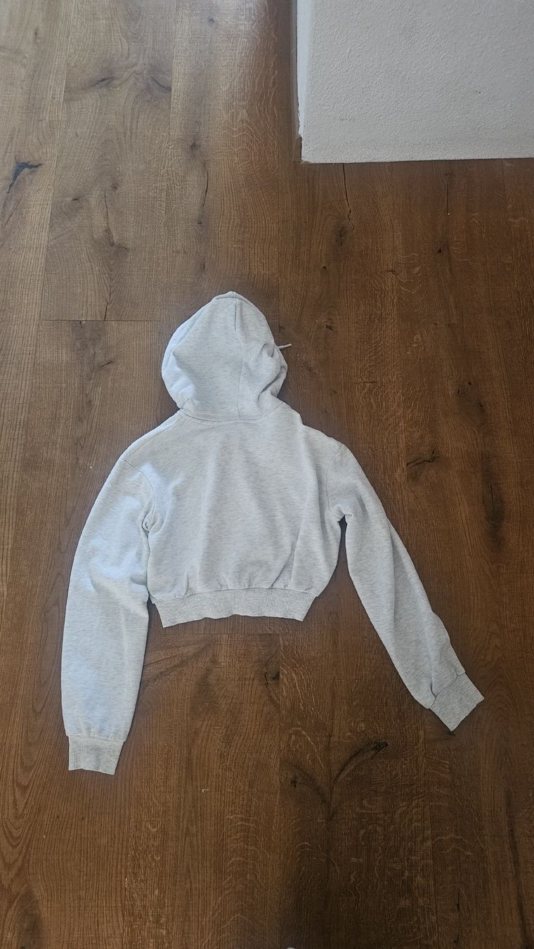 H&M Giacche & Cappotti: Bauchfreier Zip Hoodie – Usato da Wil SG venduto da cro_27r5 2