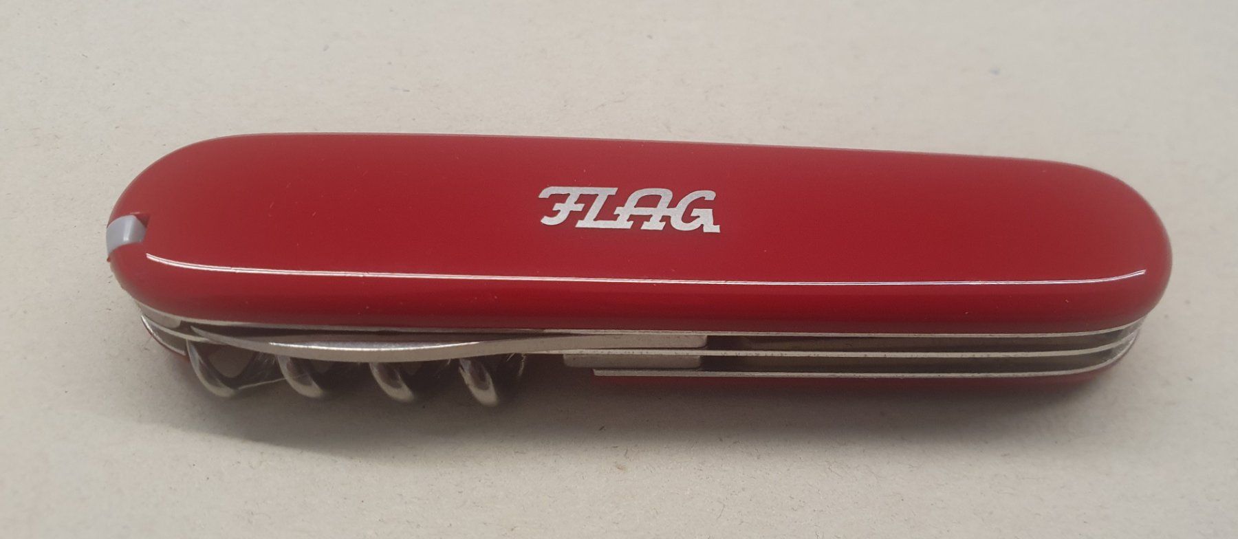 Victorinox Coltelli tascabile: 4 Victorinox Sackmesser mit Logo – Nuovo (secondo la descrizione) da Härkingen venduto da MarianneSi
