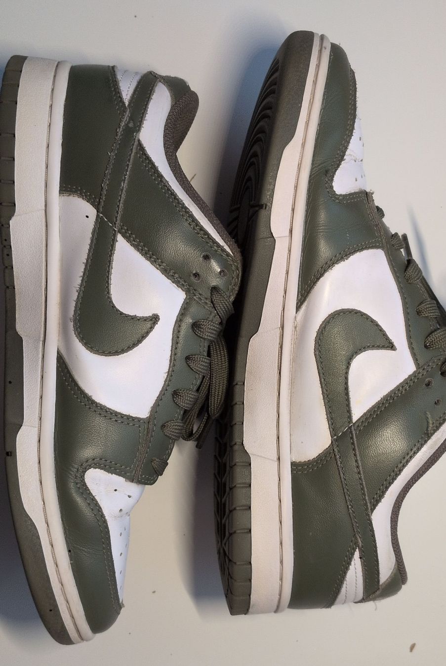 Nike Herrenschuhe: Nike Dunk Low SP Olive Green - Taille 40.5 - Excellent état – Gebraucht aus Rolle von alibaba17