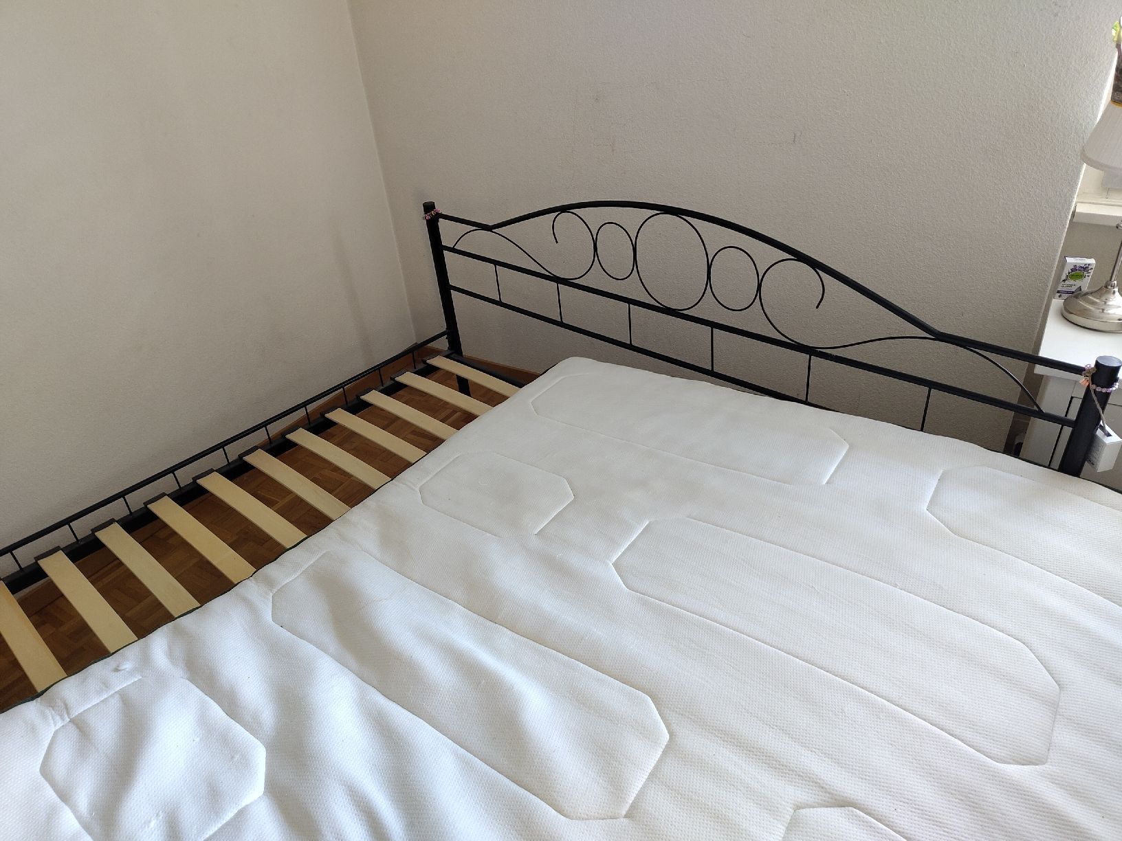 Betten: Bett 180x200 & Matratze  – Gebraucht aus Zollikofen von Tini031 2