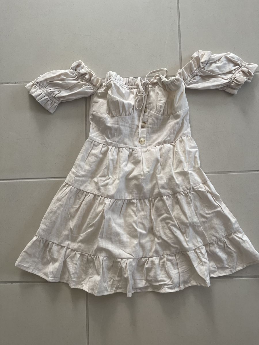 Vestiti: Schulterfreies Kleid in Beige Gr M – Usato da Bassersdorf venduto da Sandy456 2