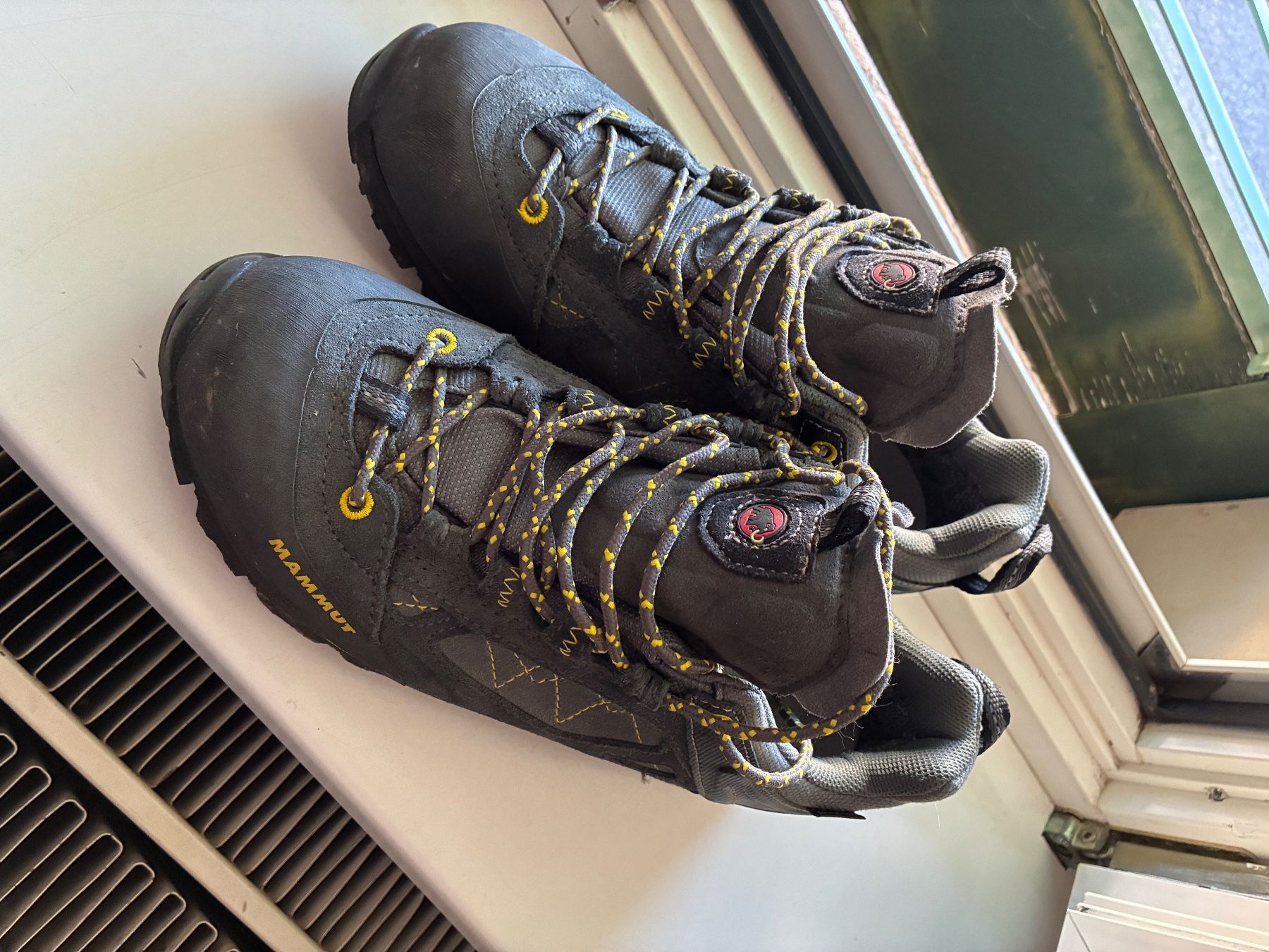 Raichle Scarpe da uomo: Raichle / Mammut Wanderschuh EUR 40 2/3 – Usato da Reigoldswil venduto da Frog40