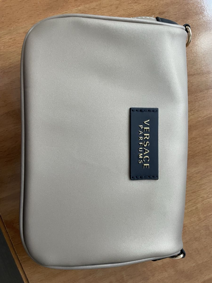 Custodie per cosmetici: Versace Parfums Handbag / Washbag – Nuovo (secondo la descrizione) da Meilen venduto da val_tsv8