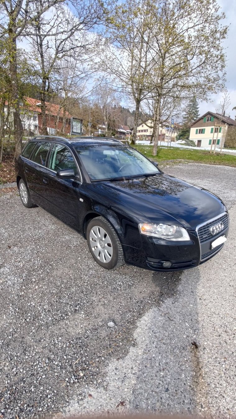Audi Automobili: Audi A4 Av. Quattro B7 1.8T – Usato da Russikon venduto da Furrerlili 2