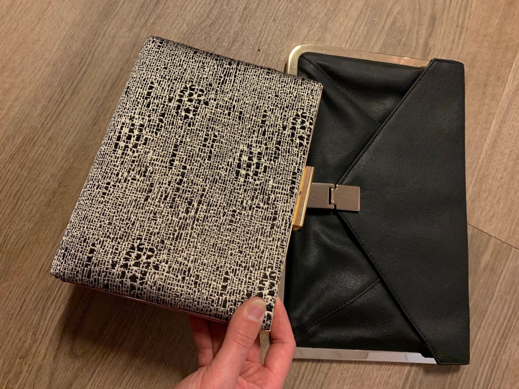 Borse da donna: 2 x Tasche Clutch Warehouse Asos – Usato da Fislisbach venduto da KolibriSecondhand