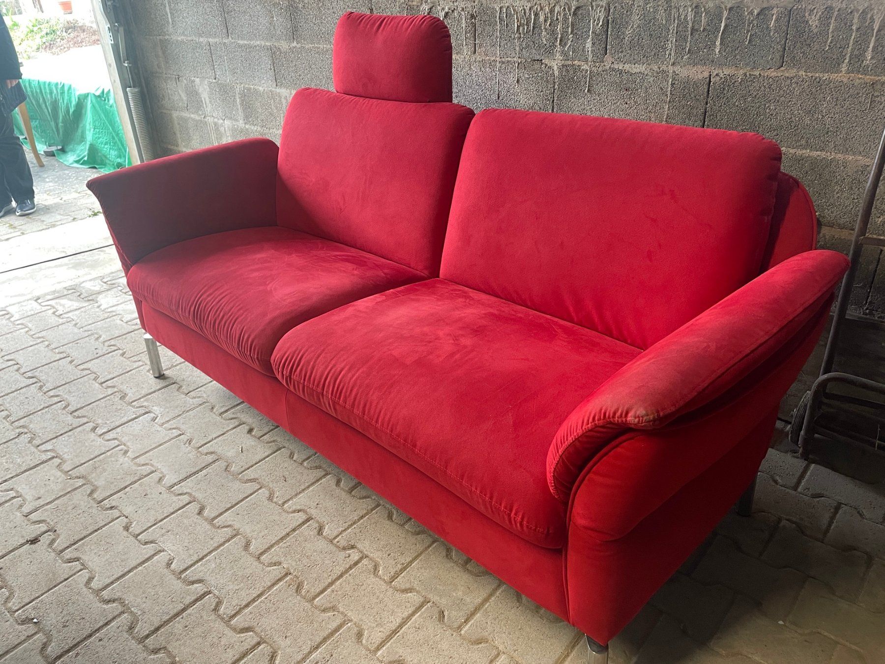 Divani: Rotes Zweiersofa – Usato da Schmitten FR venduto da Hubi60