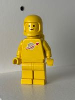 Lego figurine Space System Yellow Astronaut Figur