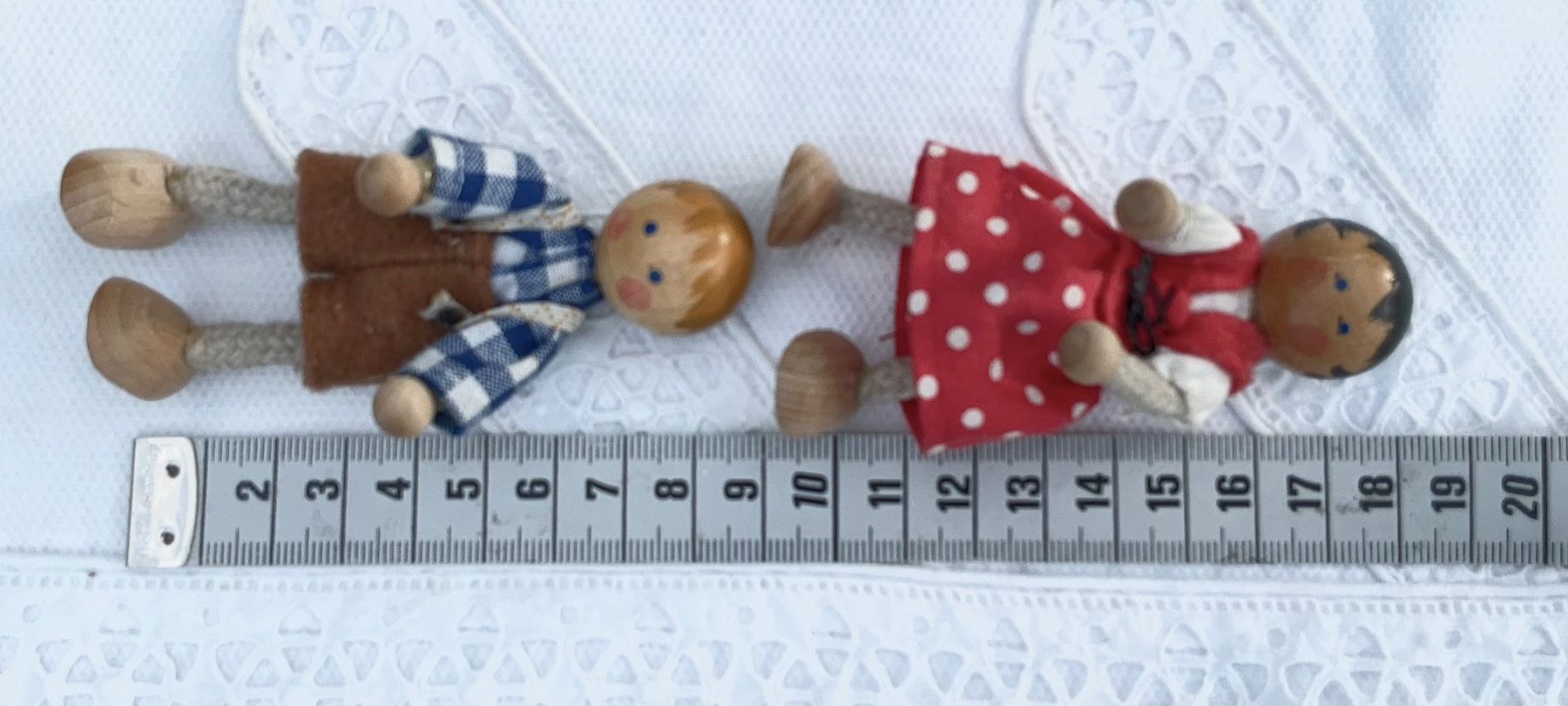 Case e mobili per bambole: ÄLTERE PUPPENSTUBENMÖBEL – Usato da Zell LU venduto da Silvermemory 9