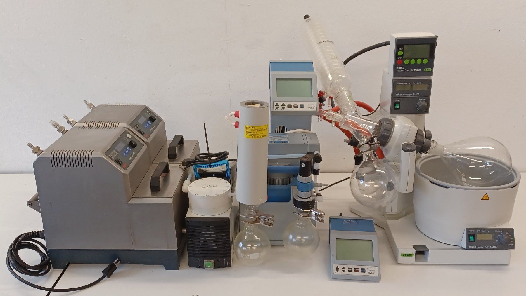 Büchi Rotavapor R-205 Bundle plus a lot of equipment (Defekt) in ...
