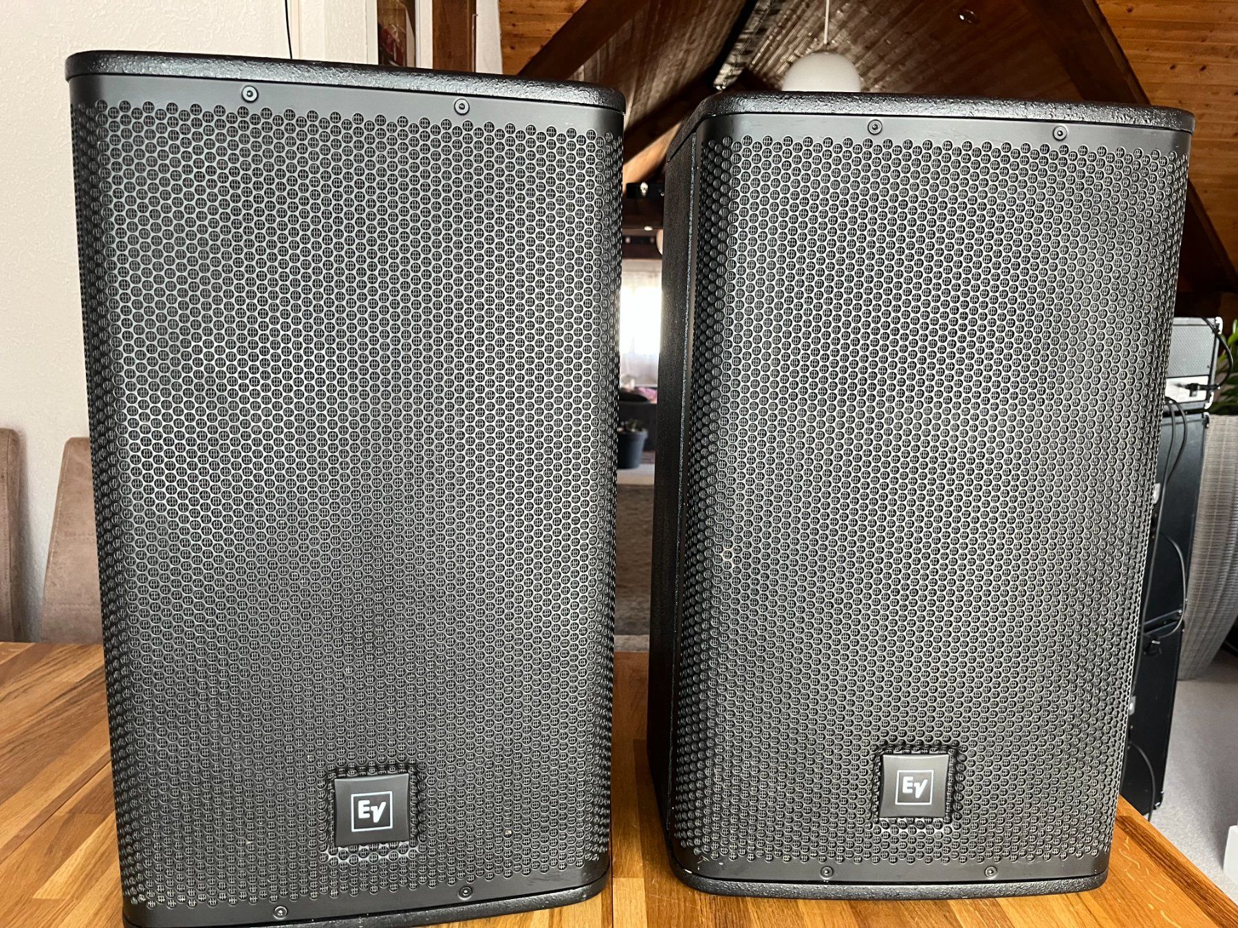 Casse acustiche: EV ELX 112 passiv Boxen – Usato da Rickenbach b. Wil venduto da bravo20v