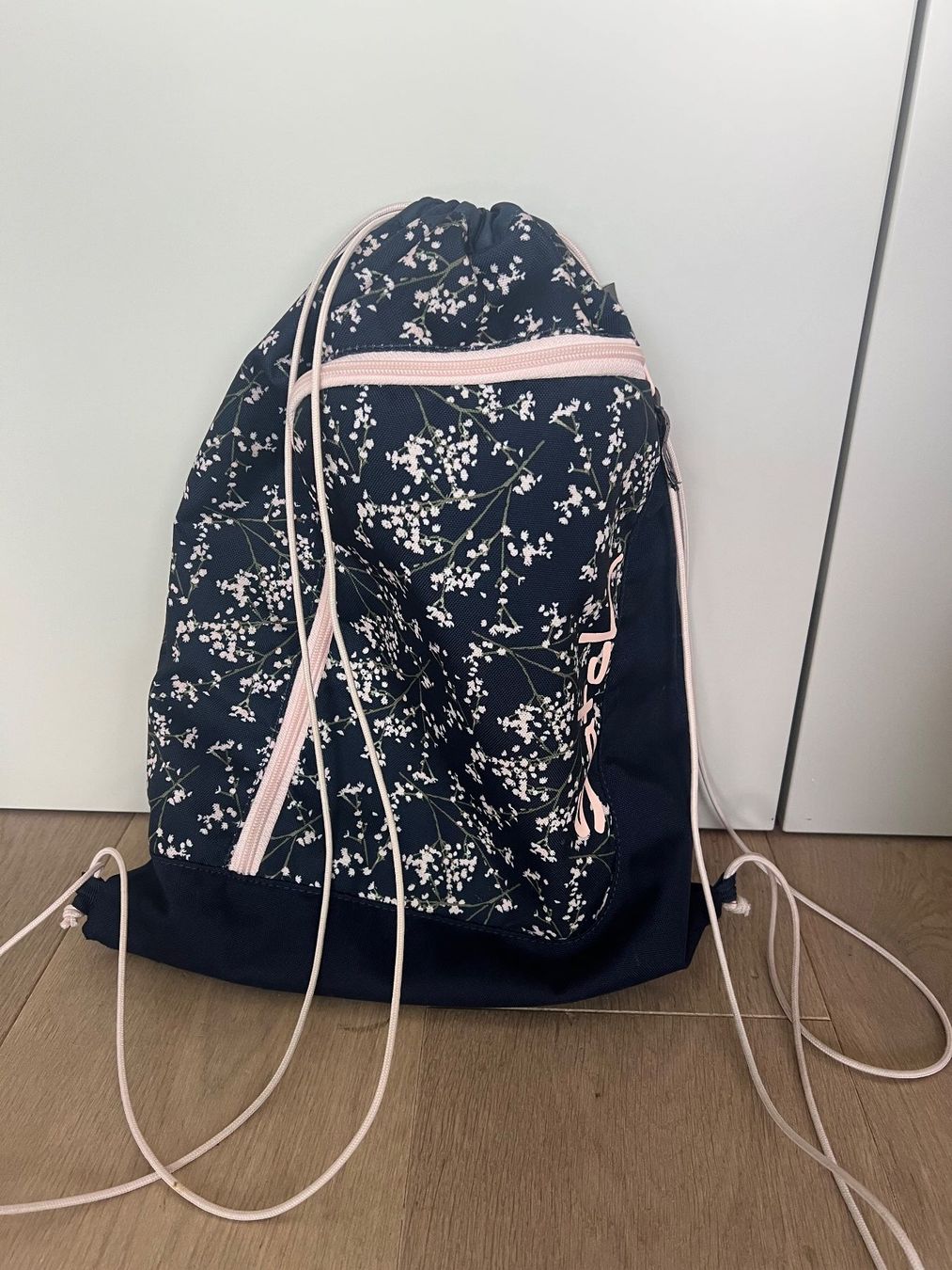 Satch Borse & Zaini: Satch Schulrucksack Bloomy Breeze – Usato da Männedorf venduto da karinpersson 2