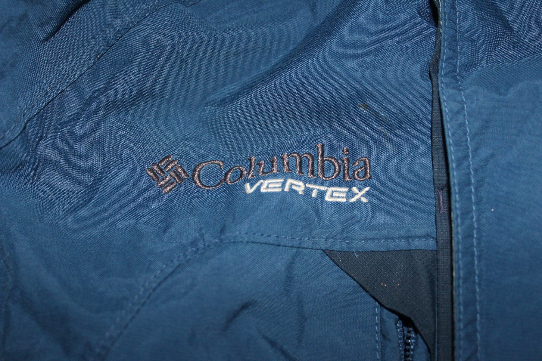 Lotti di vestiti: Volcom, columbia , extend , 3x veste hiver – Usato da Travers venduto da ColibriRoseOrange 8