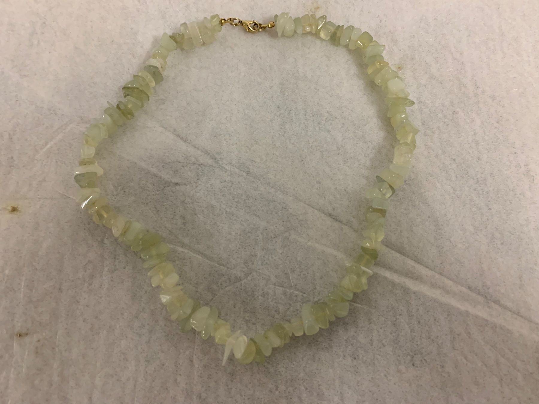 Catenine: schöne Peridot Splitterkette mit Goldverschluss – Nuovo (secondo la descrizione) da Erlenbach ZH venduto da Ritschly