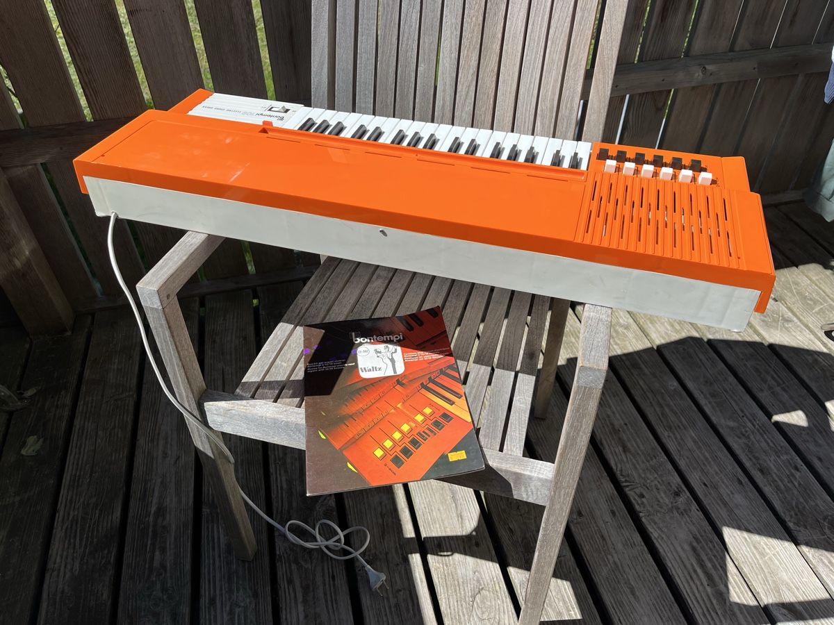 Bontempi Strumenti musicali: Bontempi 109 Vintage Keyboard 1970 – Usato da Wiesenberg venduto da swissantik 4