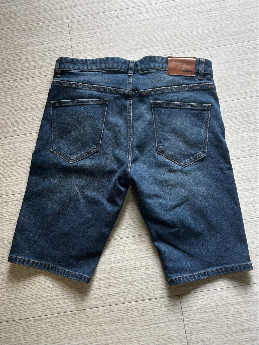H&M Pantaloni: Short Yes Or No - M – Usato da Reconvilier venduto da ako_6n9m 1