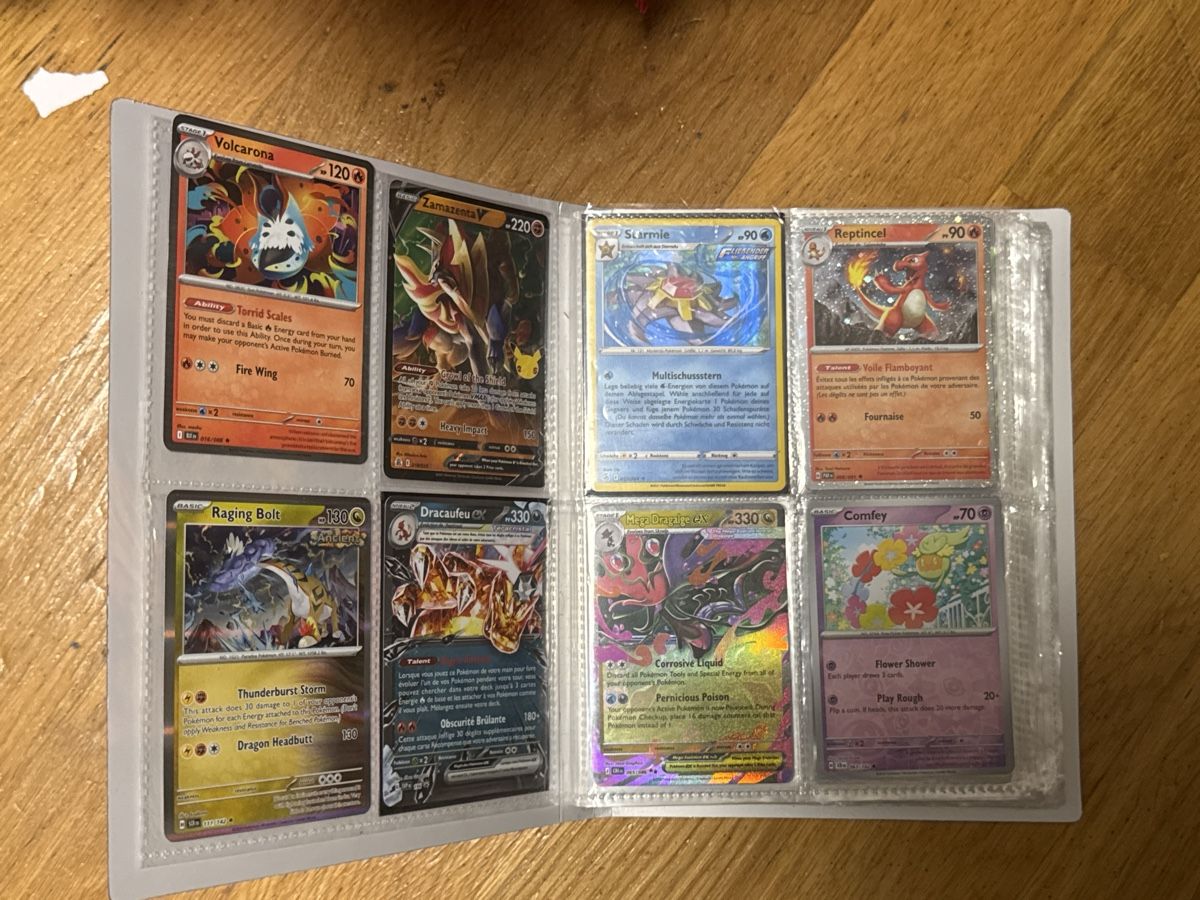 Pokémon Cartes à collectionner: Pokémon Sammlung Karten(MIT BINDER) – Neuf (Voir description) à Volketswil par kev_8cfn 1