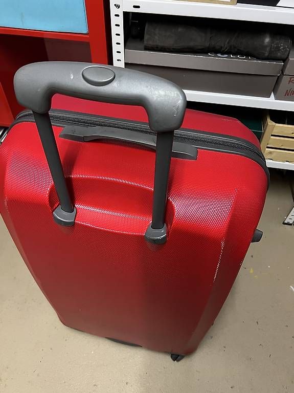 Valigie: Samsonite Koffer rot  – Usato da Uster venduto da cut_7g79 3
