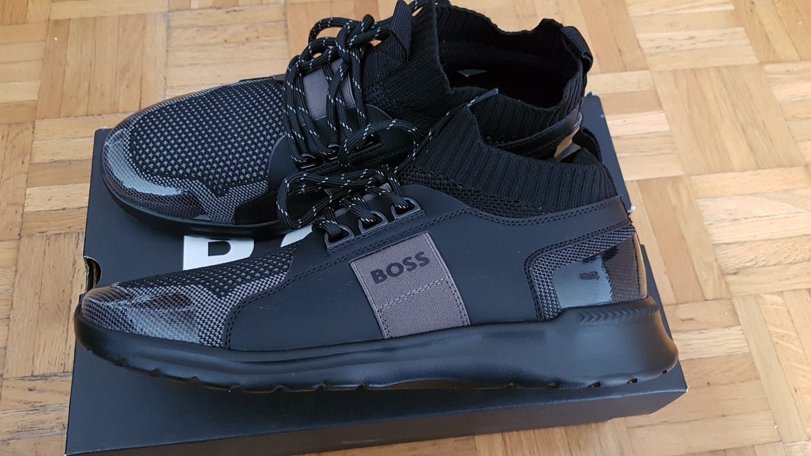 Hugo Boss Scarpe da uomo: Sneaker Hugo Boss Extreme Runn  N,Gr.42 – Nuovo e nell'imballaggio originale da Zürich venduto da ata_c8nh 7